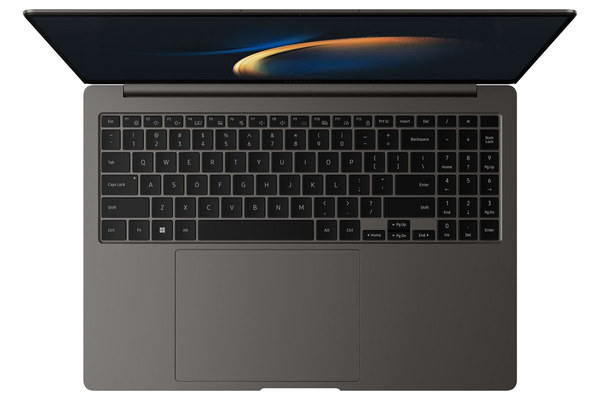 Powystawowy Samsung Galaxy Book3 Ultra 16 NP960XFH-XA1US Core i7 13700H (13-gen.) 2,4 GHz / 16 GB / 2 TB SSD / 16" WQXGA+ AMOLED 120Hz / Win 11 + GeForce RTX 4050