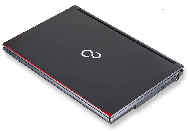 Poleasingowy Laptop Fujitsu Lifebook A744 Core i3 4100M (4-gen.) 2,5 GHz / 4 GB / 240 SSD / 15,6’’ / Win 10 Prof. (Update)