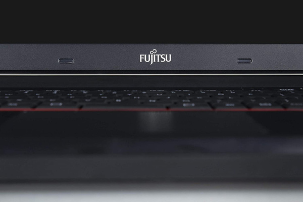 Fujitsu Lifebook A744 Core i3 4100M (4-gen.) 2,5 GHz / 4 GB / 480 SSD / 14'' / Win 10 Pro